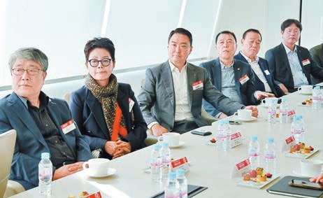 [비즈스토리] 파트너스 데이 열어 동반성장 강화…내년 상반기 그로서리 전용 앱도 출시