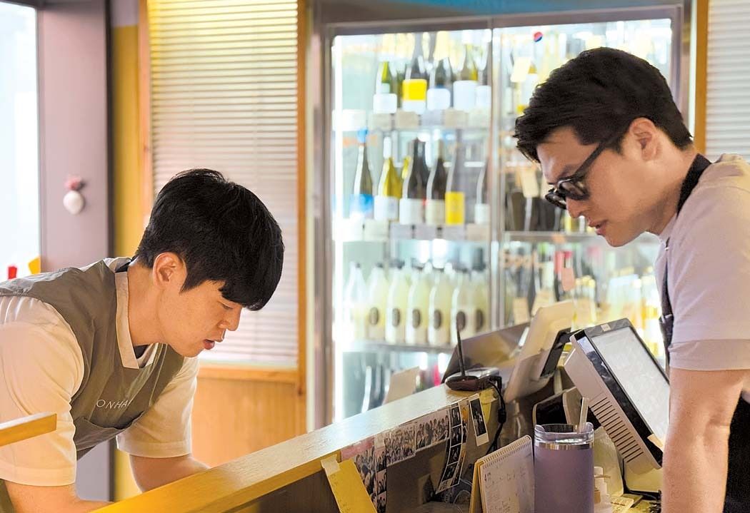 Tips for Enjoying Korean Soups Like a Local
