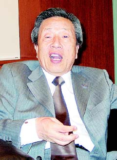 ‘파친코의 대부’ 재일동포 기업가 한창우 마루한 회장