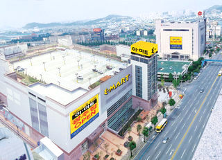 광주이마트 개점…주말 체증 예고