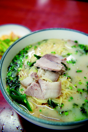 고기국수야 넌 어디서 왔니?