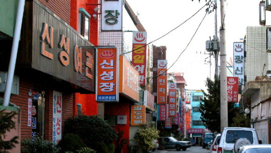 척 보면 아는 건물, 알고 보면 ‘욕망의 진화’