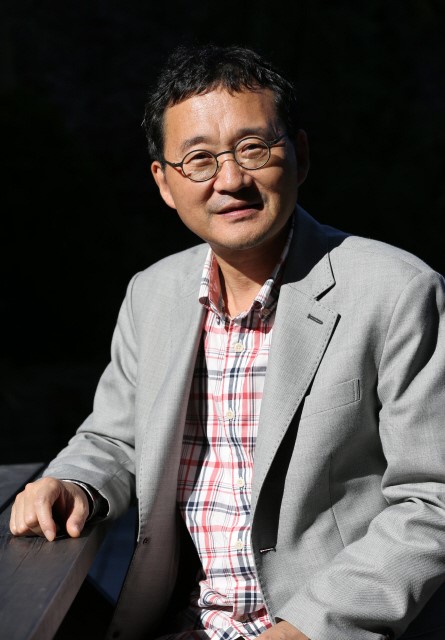 ‘두 형제의 죽음’ 원죄를 묻는다