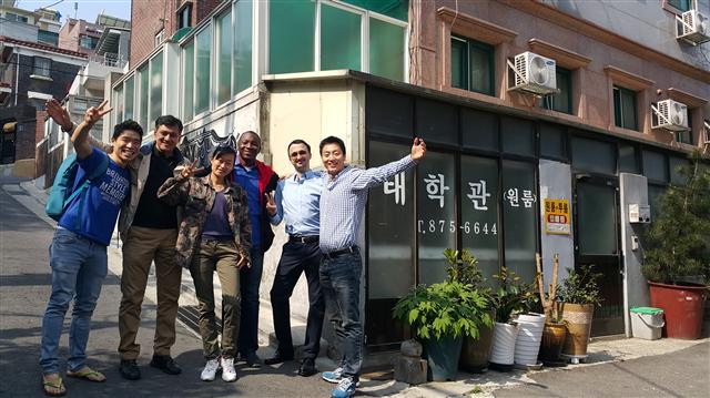 옥상 ‘삼겹살 파티’…9개국 비정상회담 고시원 “베리 굿”