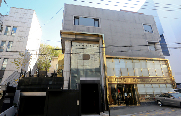 [단독] 박대통령 미용사 최순실 자매가 소개