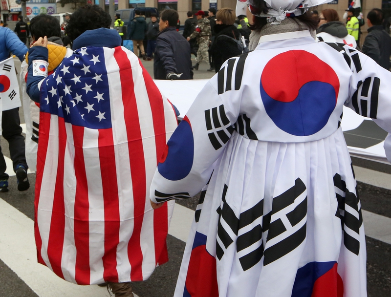  íêµ­ì ê·¹ì°ì£¼ìë¥¼ ê´íµíë âìë¯¼ì§ ë°±ì±âì ë¬´ìì 