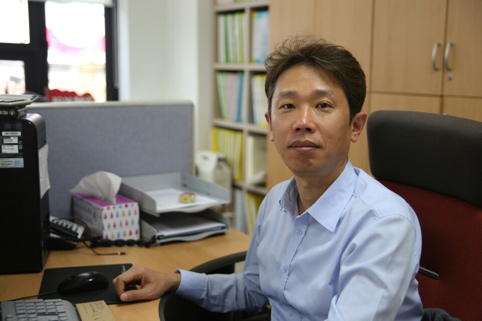  ‘청대신문’을 허 하라 