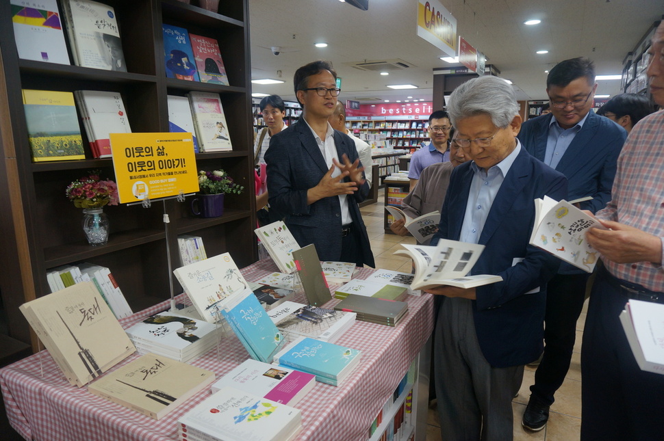  940권의 기적! 동네 서점이 살아났다 