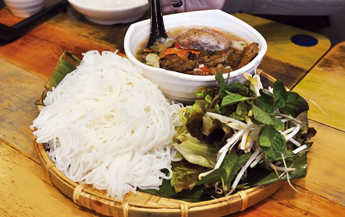  쌀국수를 넘어 분짜까지…서울은 베트남 맛집 삼국지 