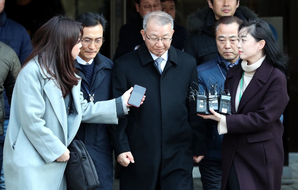  검찰 “법정구속 안태근보다 혐의 무겁다”…양승태 구속필요성 강조 
