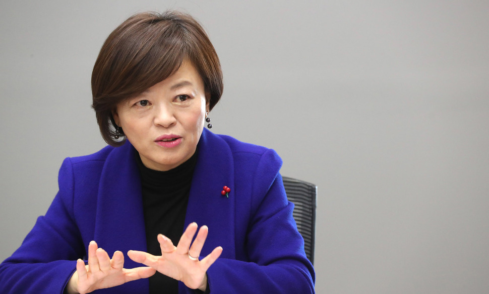  진선미 장관, 유엔서 발표…“한국, 관리직·과학계 여성 비율 낮아” 