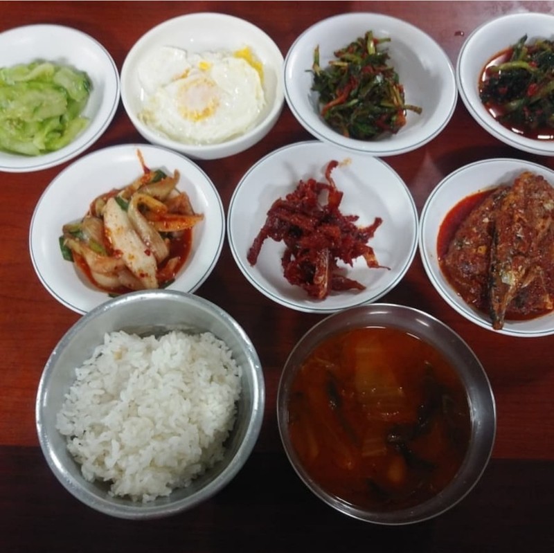  [ESC] 할매가 퍼준 고봉밥···집밥이 거리에 나왔네! 