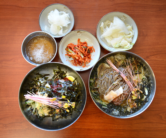 [ESC] 싱그러운 여름의 맛, 막국수 명가를 가다