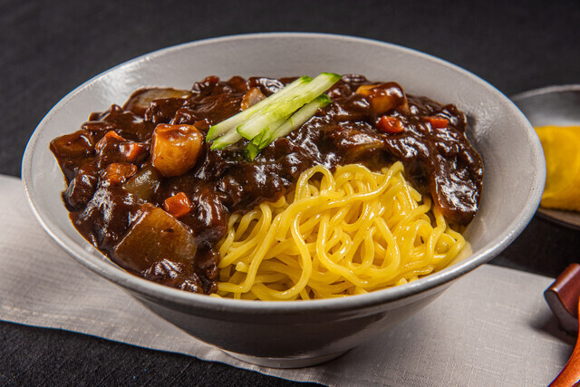 짜장면 7천원·비빔밥 1만원…‘런치플레이션’이 두렵다