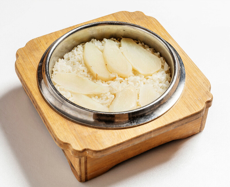 천마가 짜장을 만나 일냈네! 사각사각 씹히는 별미