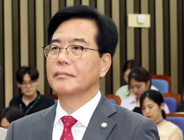 국힘 원내대표에 ‘친윤’ 송언석