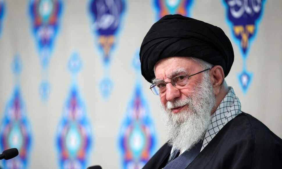 트럼프 하메네이 사망 발표 관련자료 2