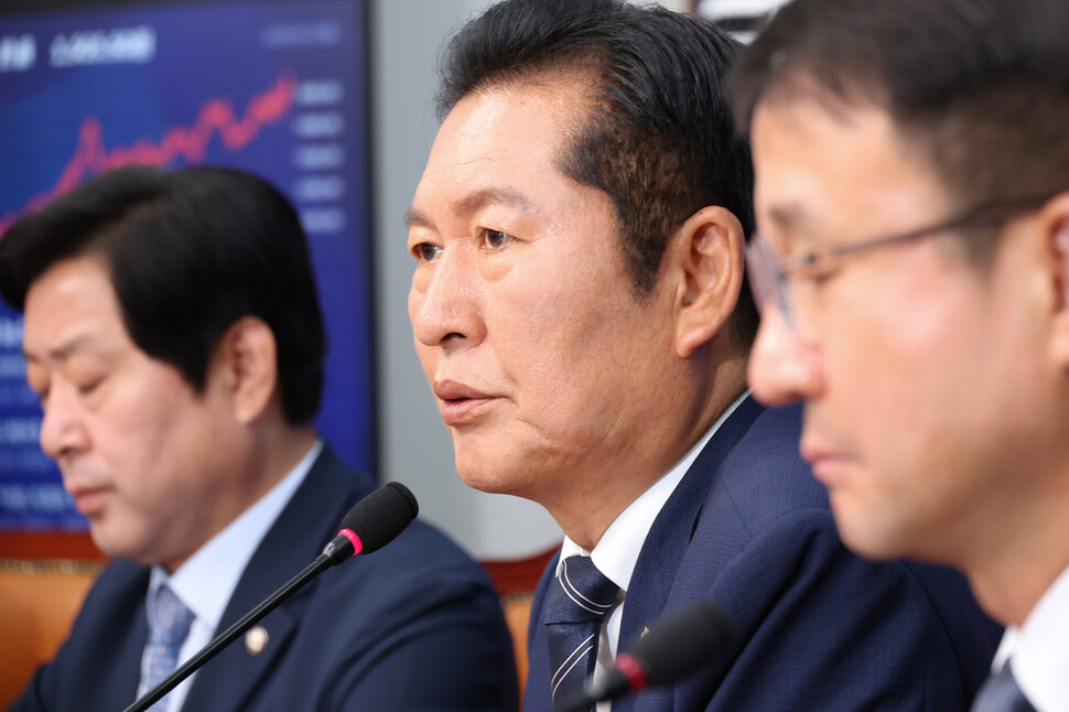 정청래 “이 대통령 월드클래스 지도자로 자리매김”