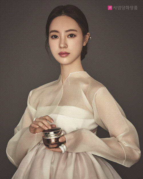 사임당화장품, `필라테스 여신` 양정원과 전속 모델 계약 연장