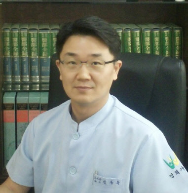 편타성 손상 오는 교통사고, 약침·추나요법으로 후유증 예방 가능해