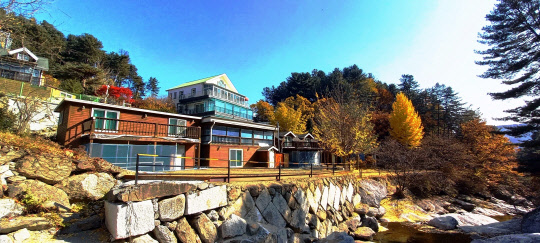 모나캠핑파크 1호점 ‘독박골대청마루 ’ 가평펜션 새롭게 오픈 추천