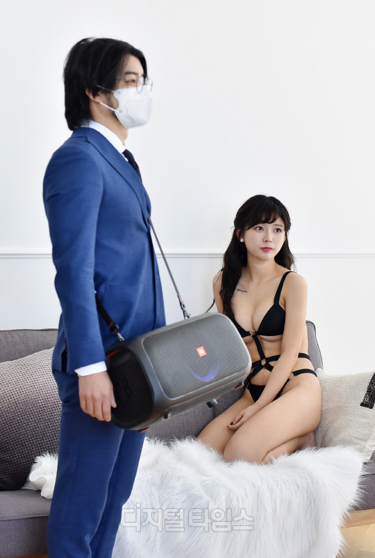 [포토]`나몰라패밀리` 이인조 미스맥심 은유화, 똑바로 보기 힘드네