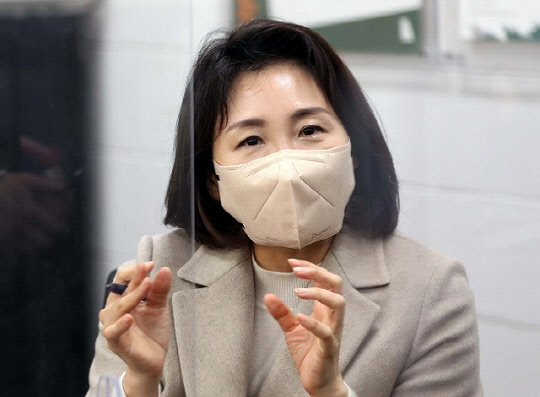 [속보] 김혜경씨 대국민 사과 “국민들께 근심 드려 죄송…끝까지 책임질 것”