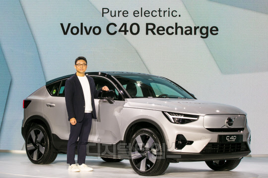 [포토] 볼보자동차, 쿠페형 순수 전기 SUV `C40 리차지` 공개