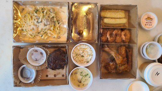 [김아름의 BUY&EAT] 띵동, 육즙 가득 고품격 스테이크 배달왔습니다