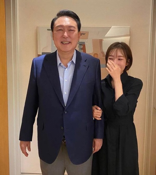 尹, 솔직히 무서울 줄 알았는데…재단사도 당황한 반전 매력