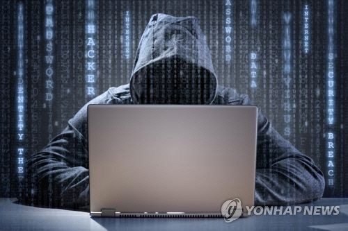 스마트폰을 떨어뜨렸을 뿐인데…개인정보가 `우루루` [이미선의 영화로 경제 읽기]