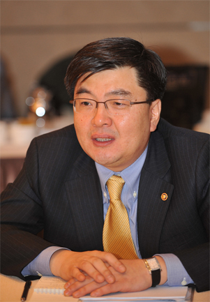 임채민 차관 업체간 친목 도모 재충전 장이 되길