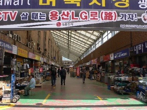 [매장탐방] 비수기에 대처하는 전자상가의 자세