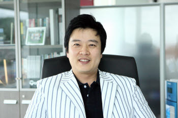 [현장에서] 글로벌 미디어기업 급하다