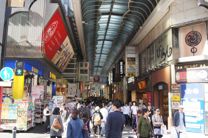 日, 전자왕국에서 관광대국으로