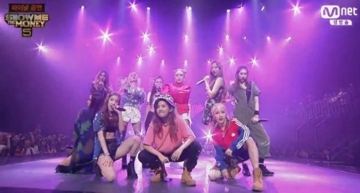 ‘쇼미더머니5’ 전소연, 육지담-하주연-미료 ‘언프리티3’팀 특별무대 ‘강렬한 존재감’