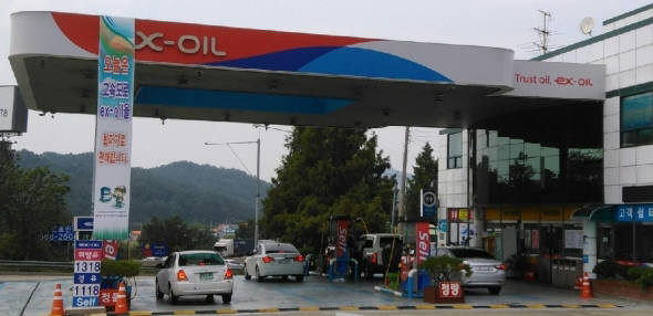 알뜰주유소보다 고속道 휴게소 기름값이 더 싸네!