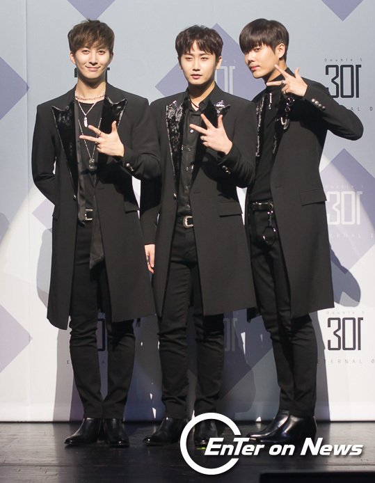 [ON포토] 더블에스301, 삼공일 포즈로