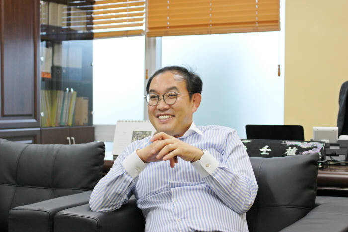 [人사이트]이임식 금호이앤지 대표 에너지 종합 관리 시스템 회사로 우뚝