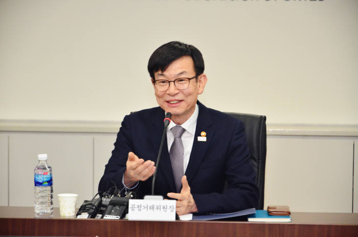 김상조, 가맹본부와 상생 간담회…상생협력이 가맹사업 성공요소