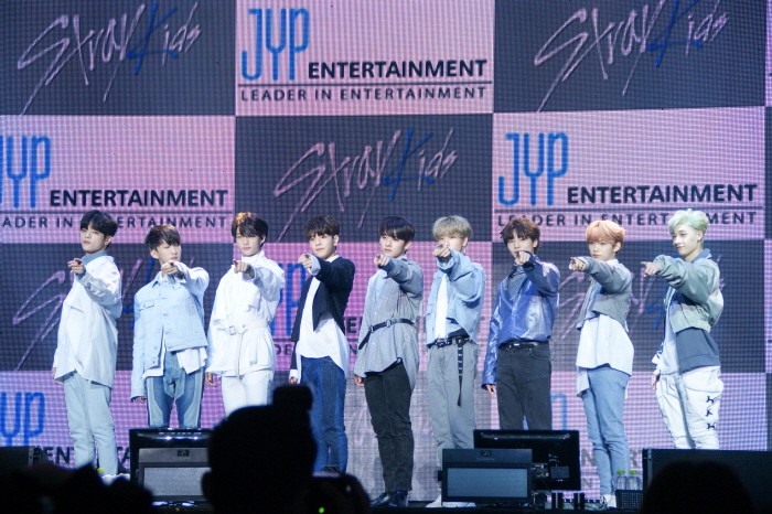 [ET-ENT 스테이지] 스트레이 키즈(Stray Kids), 내 곁에 있는 모든 STAY(스테이)에 바침(미니 3집 I am YOU 쇼케이스)