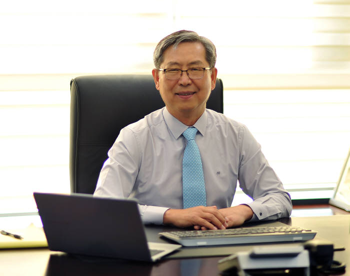 [人사이트]김학섭 드림텍 대표 전자부품→의료기기 다각화...2020년 1조 매출 목표