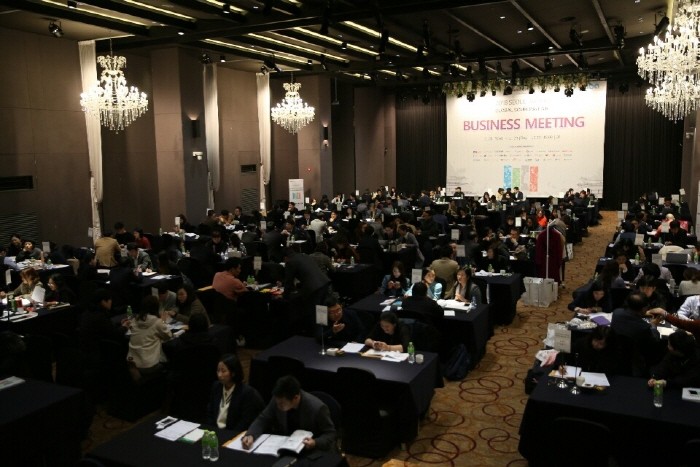 SBA, 2018 서울어워드 글로벌 소싱페어 개최…美日中등 104사 바이어와 수출상담 진행