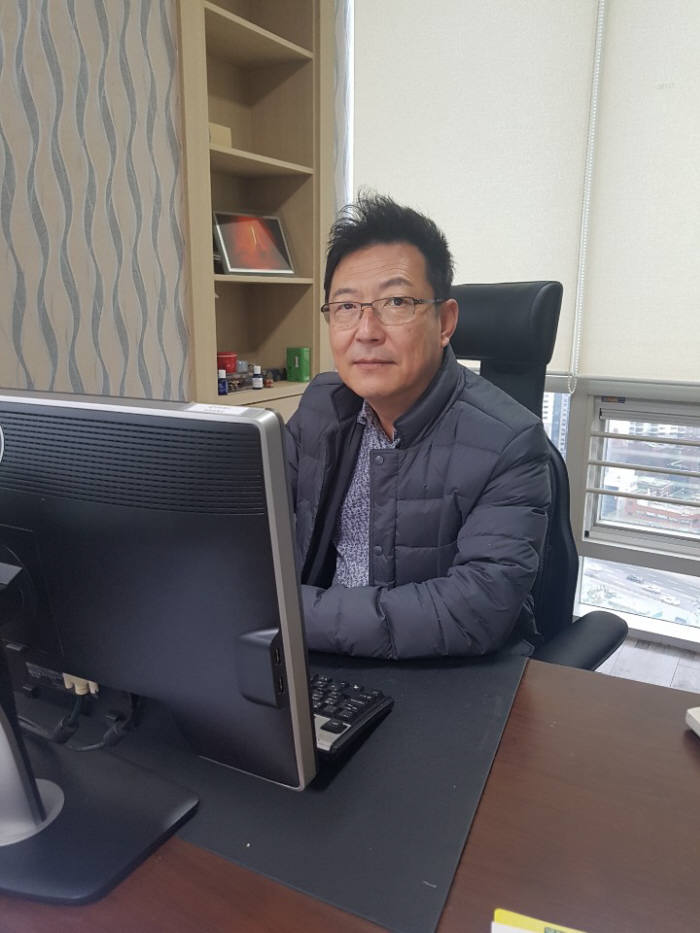 [2018년 TTA 시험인증대상]우수상-리딩유아이 무선충전TX IC LU5000