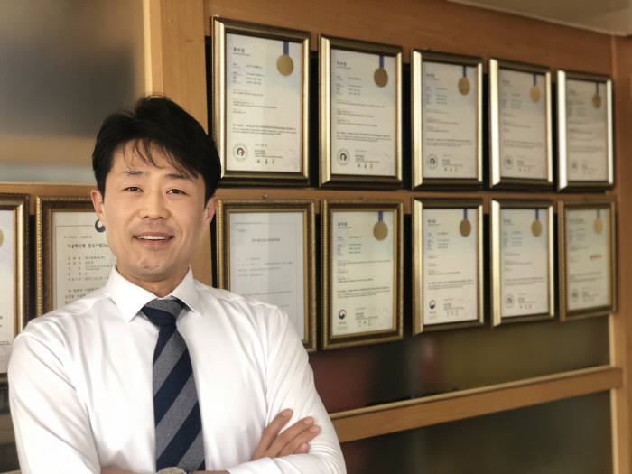 [하이서울브랜드]에스엘테크, 웨어러블 영상보안기기로 재도약…기술 차별화