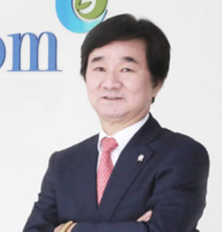 서종우 리봄화장품 대표, 대전세종충남중기인대회에서 석탑산업훈장 수상