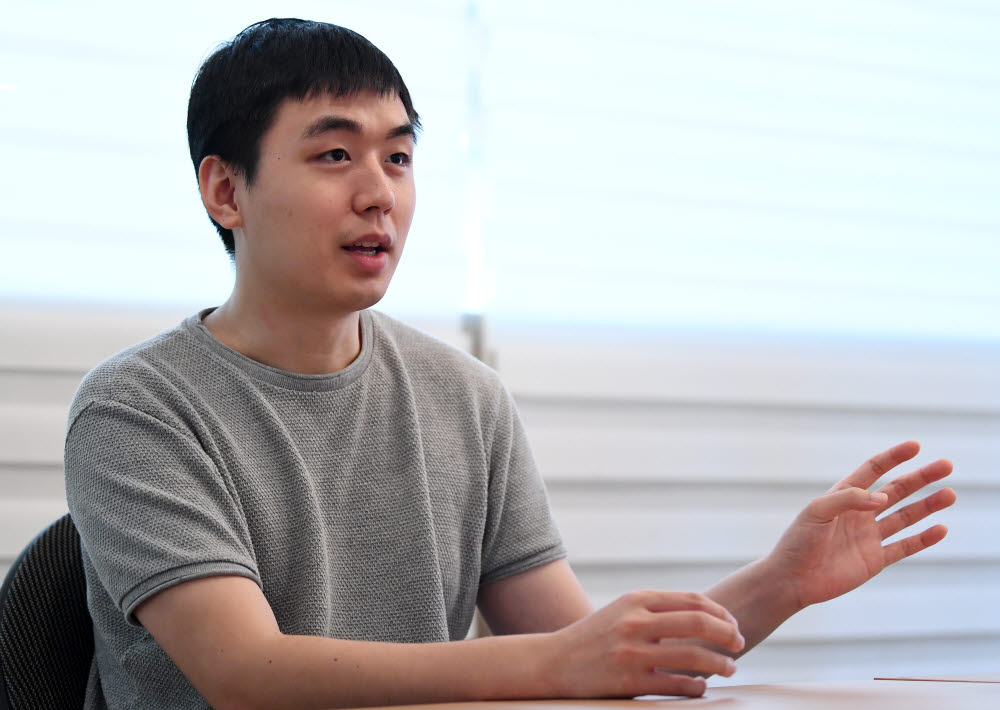 축산에서 수산으로 확장하는 정육각...활전복 이어 밀키트도