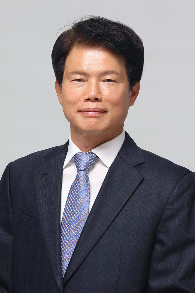 [2021 이달의 산업기술상]배준호 코스텍시스템 대표 웨이퍼 이송장비 및 핵심 부품 기술 개발