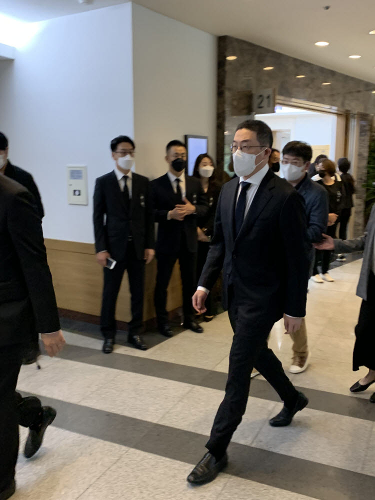 산업 1세대 구자학 아워홈 회장 별세…정·재계 조문 이어져