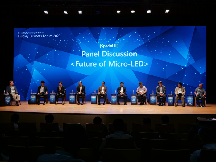 [스페셜리포트] “마이크로 LED, 생태계 복원과 협력 시급…관련 소재·장비 기술 확보해야”